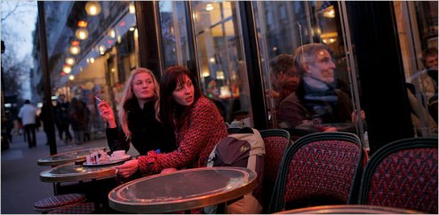 french-women-smoking.jpg